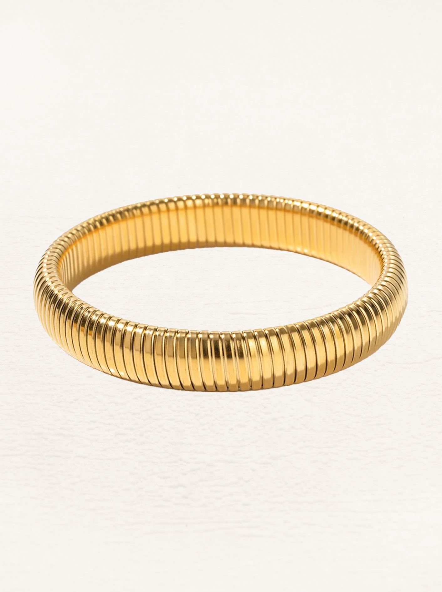 MathildeBredeSnakeArmbandGoud12mm1.png